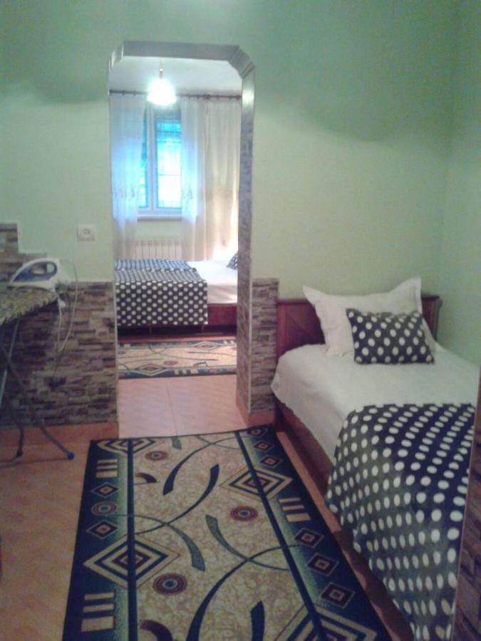 Apartment Narine Yerevan Bagian luar foto